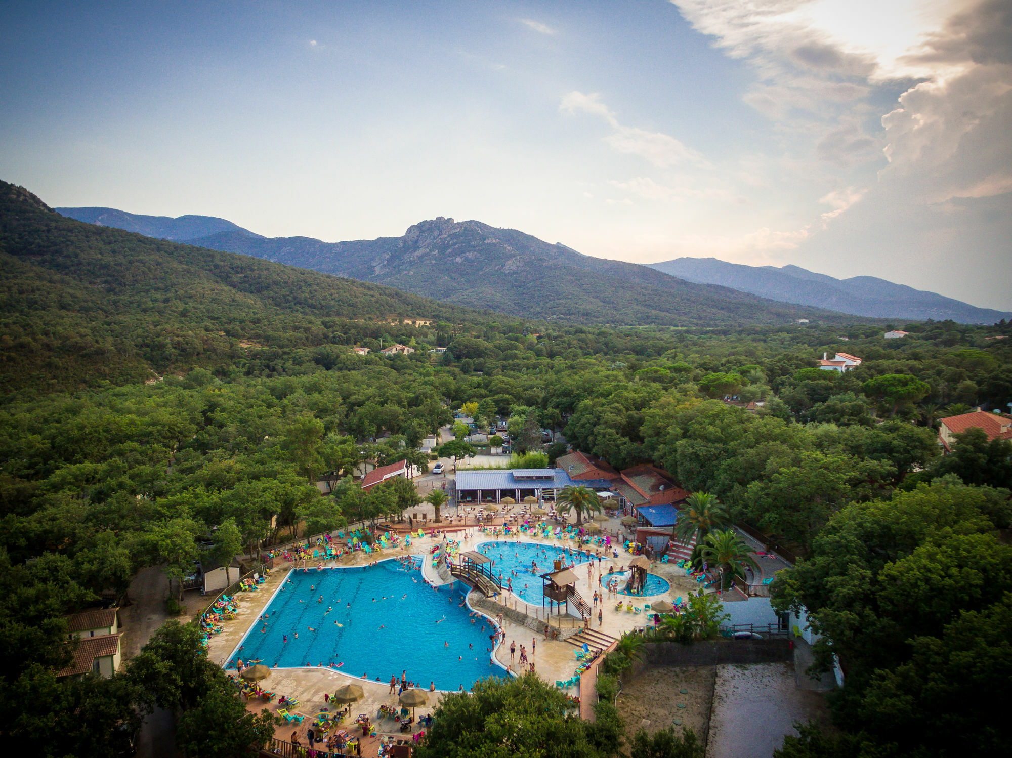 Hotel Camping Le Bois Fleuri Argelès-sur-Mer Esterno foto